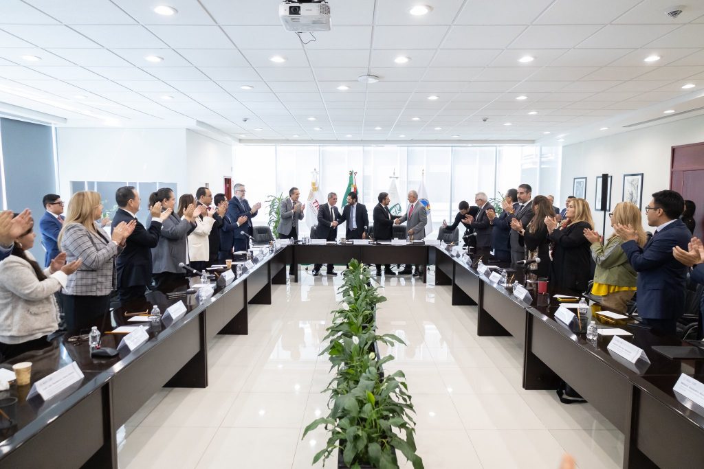 554328202_122147411894420508_7247562574410313175_n-1024x683 La fuerza de la base trabajadora hizo historia